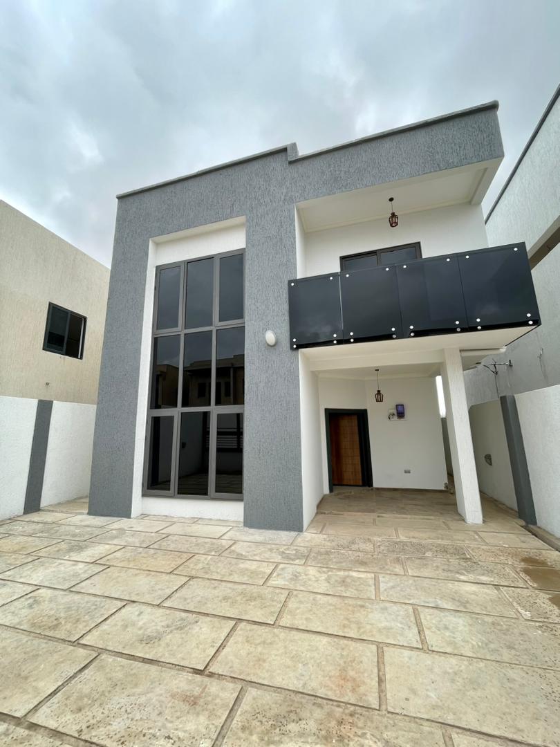 3 Bedroom Townhome | Anowaa Gardens, East Airport